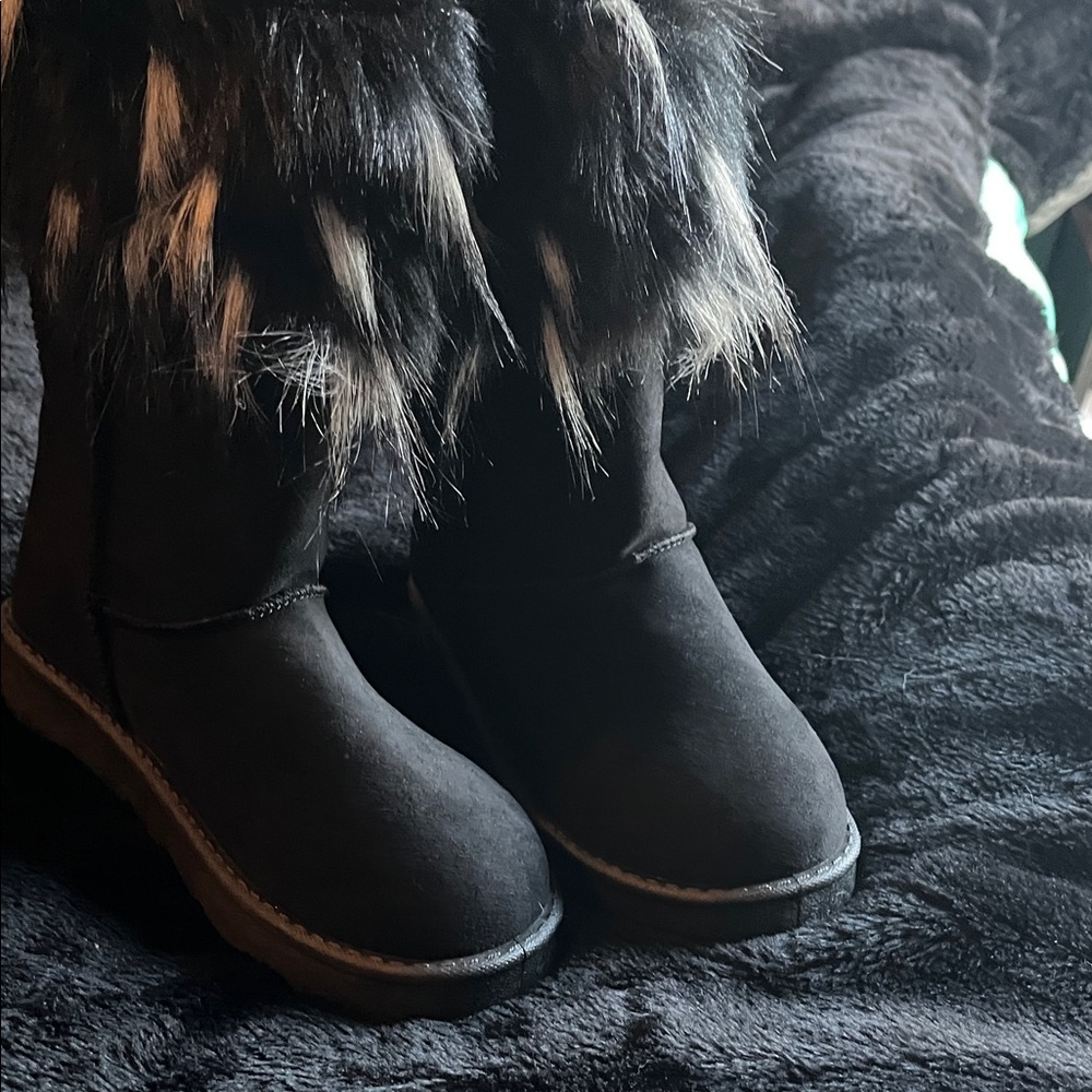 Black Faux Fur Winter Boots